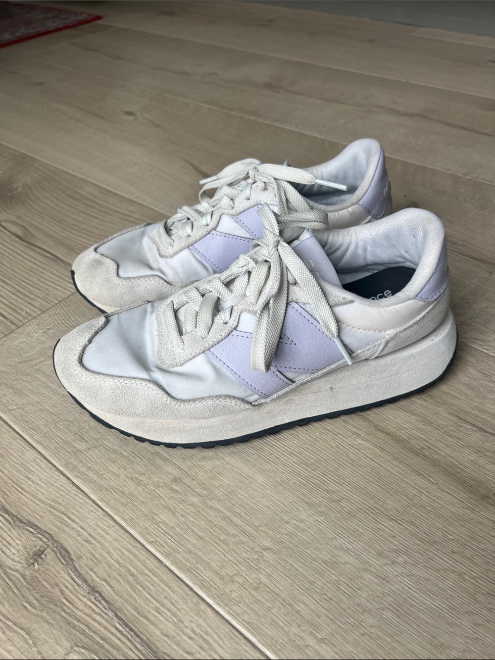 New Balance 237